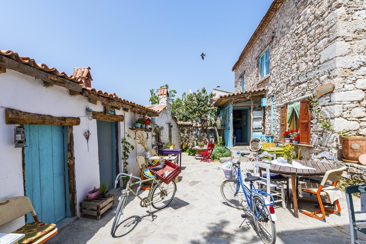 Hobbithousebademler Bed and Breakfast Βουρλά Εξωτερικό φωτογραφία