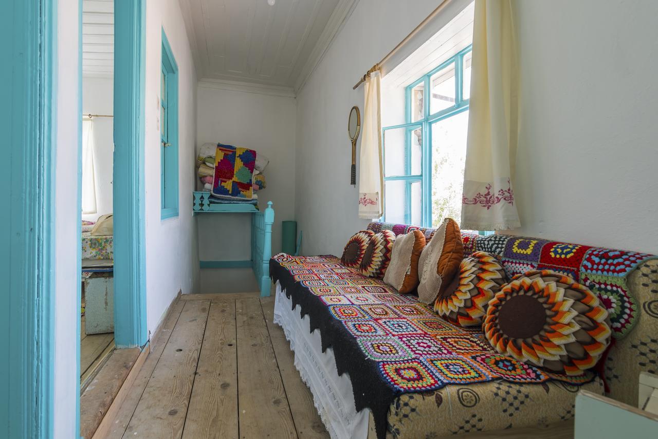 Hobbithousebademler Bed and Breakfast Βουρλά Εξωτερικό φωτογραφία