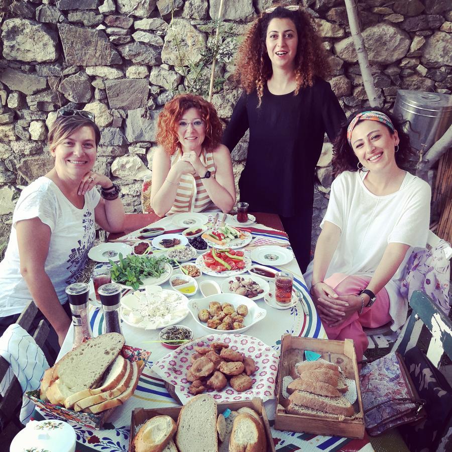 Hobbithousebademler Bed and Breakfast Βουρλά Εξωτερικό φωτογραφία